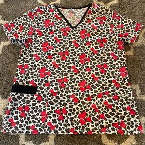 “B” Scrubs Ladies SZ 1X Top Red Hearts with Black & Brown Cheetah Print